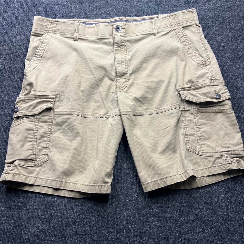 Lee Extreme Motion Cargo Shorts Mens 40 Khaki Tan Performance Series 102186129